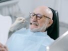 protetyka stomatologiczna osób starszych