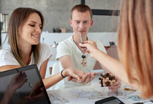 Ile można zyskać, sprzedając mieszkanie do skupu?