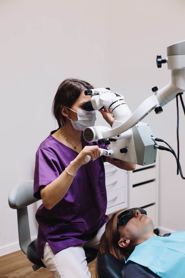 Jak wygląda pierwsza wizyta u endodonty