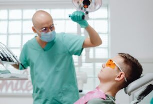 Czy bonding zębów wygląda naturalnie?