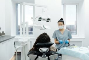 Jak wygląda rekonwalescencja po podniesieniu dna zatoki szczękowej?