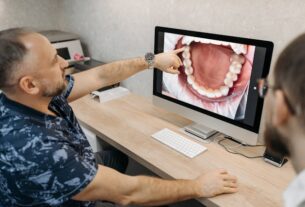 Najczęstsze mity o implantach zębowych